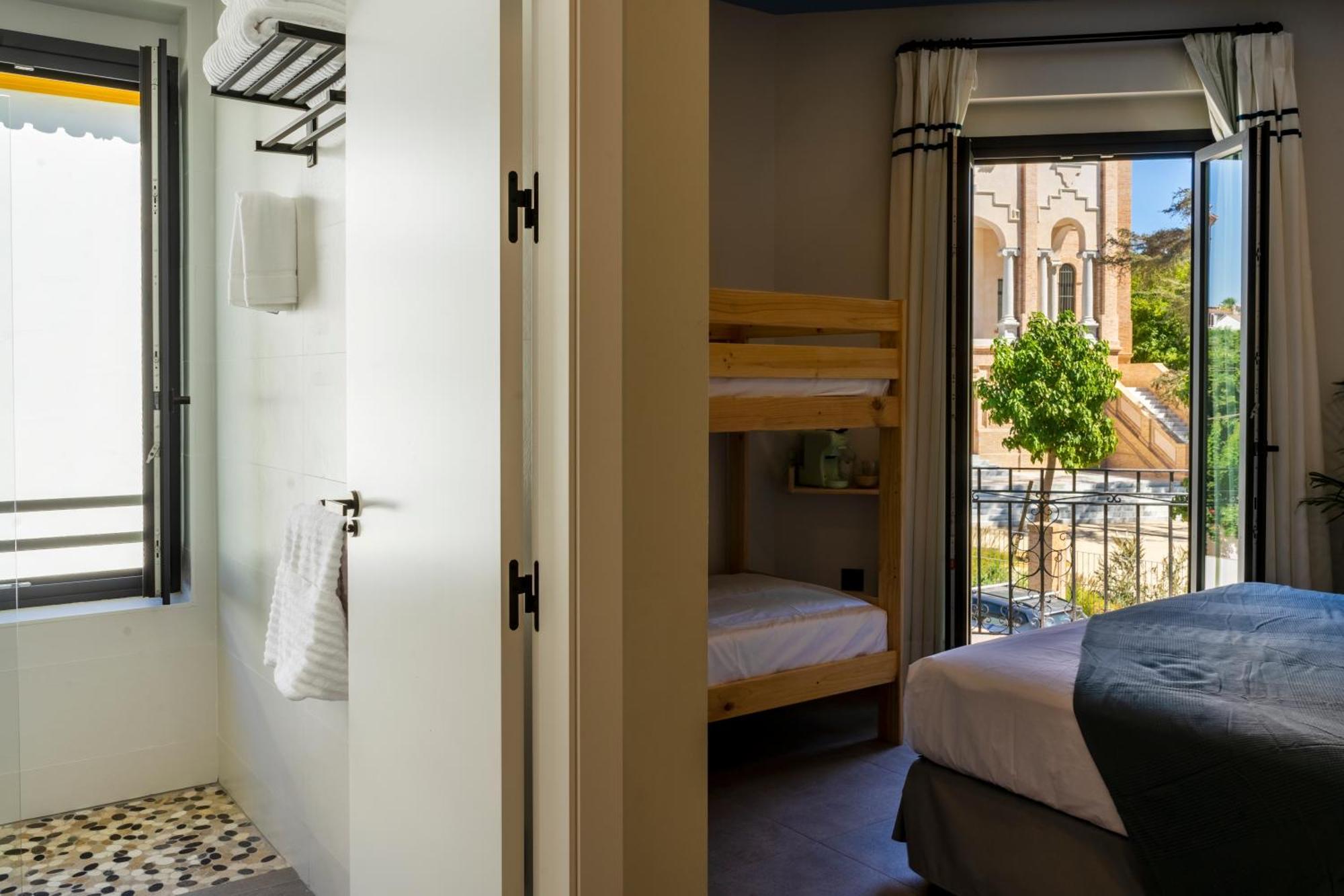 Growersgo Boutique Hostel Huelva Bagian luar foto