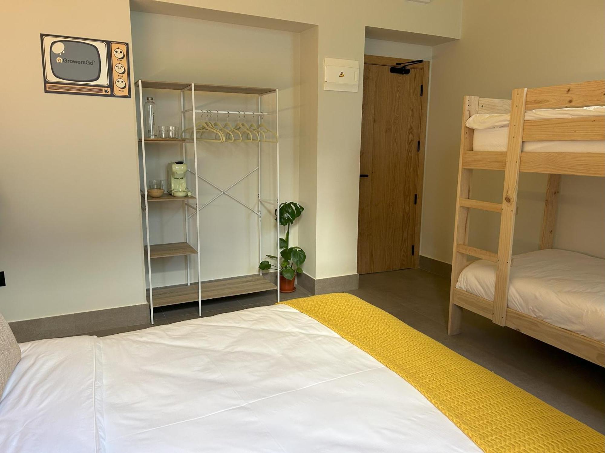 Growersgo Boutique Hostel Huelva Bagian luar foto