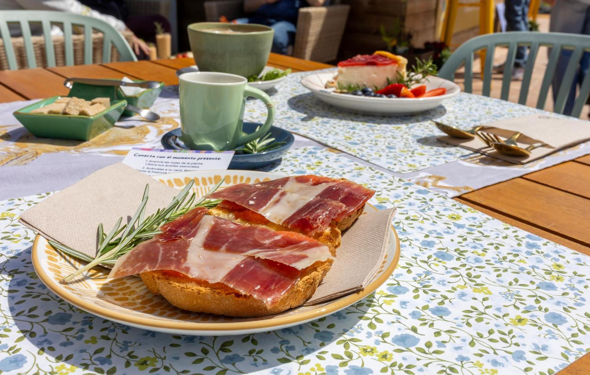 Growersgo Boutique Hostel Huelva Bagian luar foto